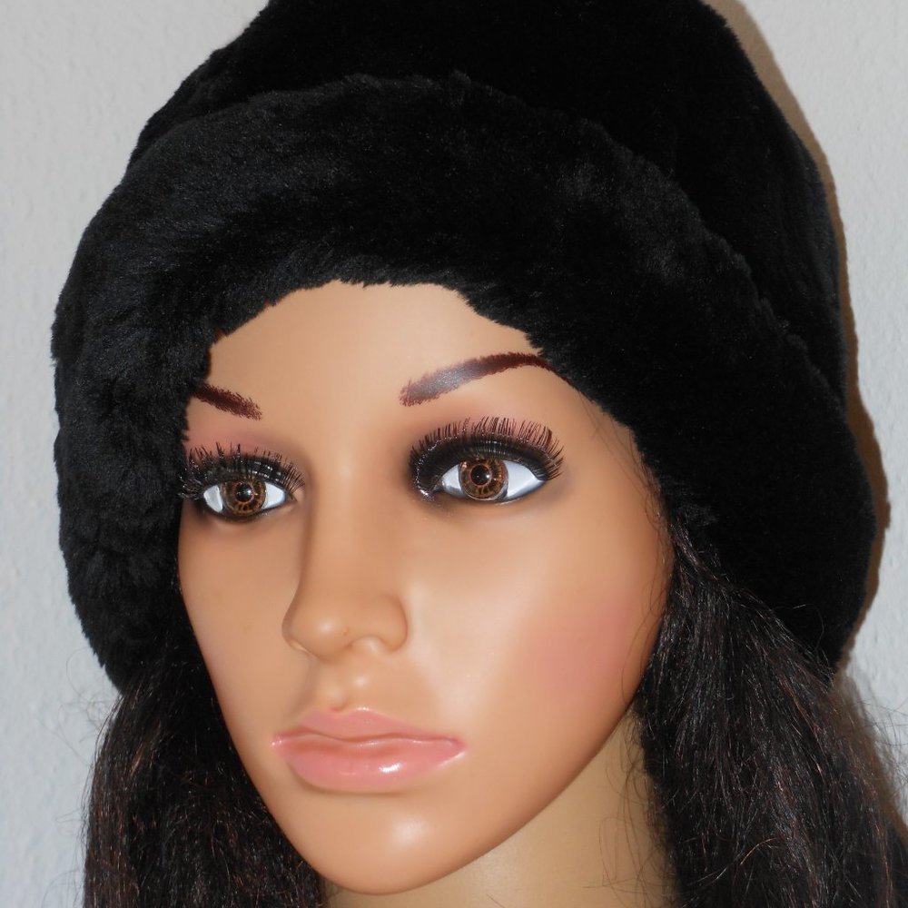 EVERITT BLACK FAUX FUR HAT OSFM